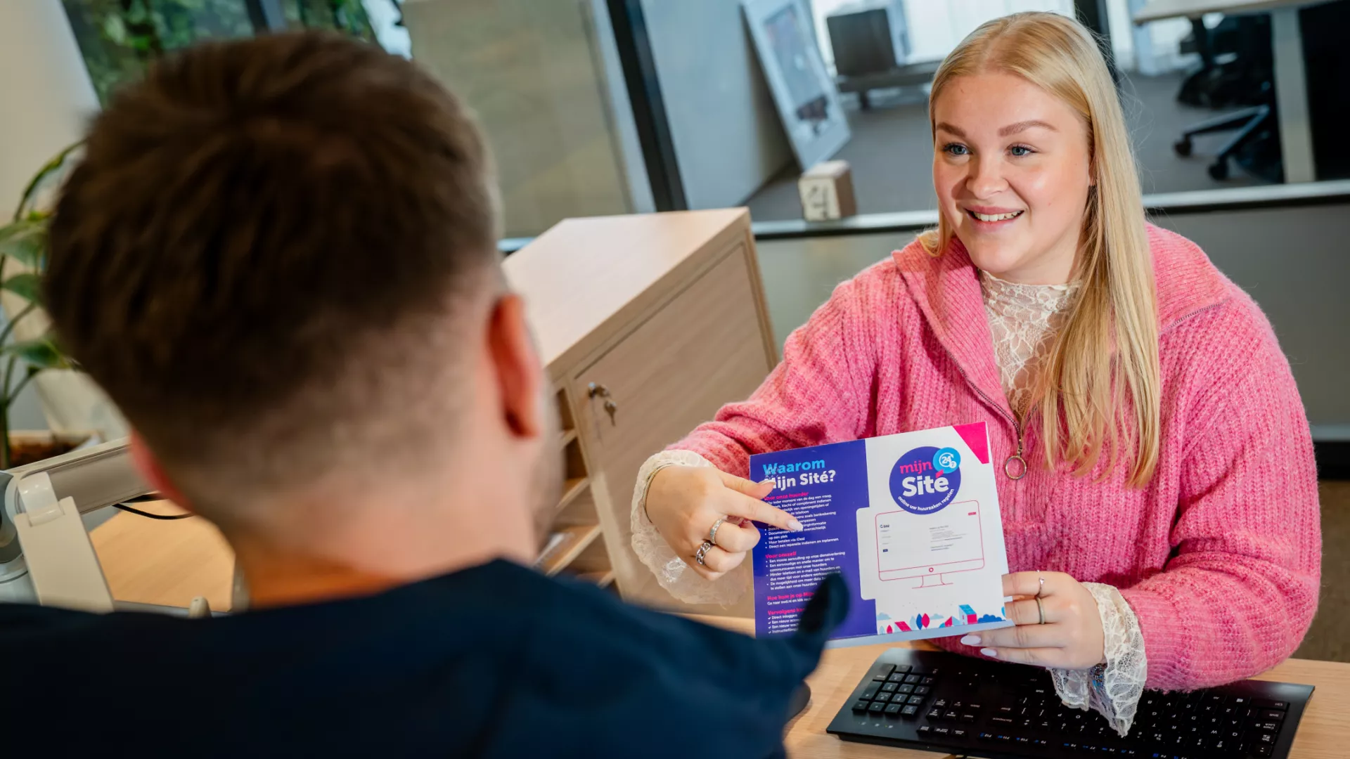 Medewerker Eva van Klantenservice Sité