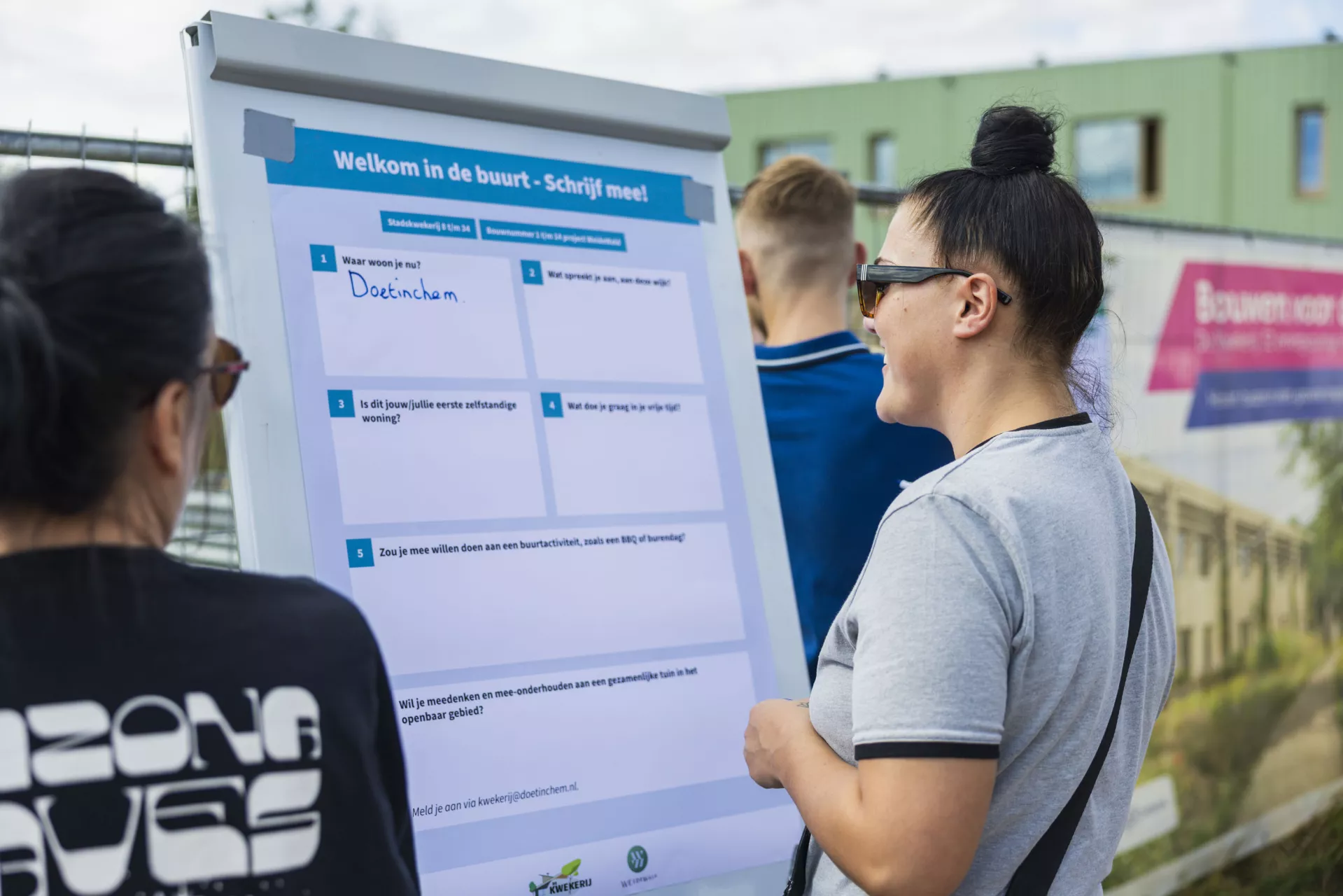 Bewoners leren elkaar kennen met behulp van gespreksvragen